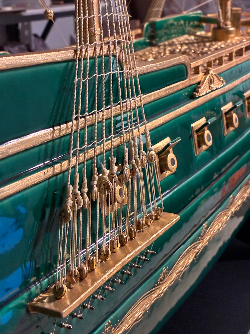 Jingdezhen · Hand-Crafted Porcelain Tall Ship "Götheborg" — Collector's Art Sculpture